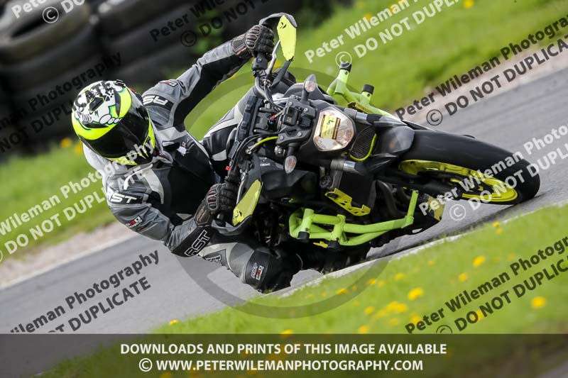 Three Sisters;Three Sisters photographs;Three Sisters trackday photographs;enduro digital images;event digital images;eventdigitalimages;lydden no limits trackday;no limits trackdays;peter wileman photography;racing digital images;trackday digital images;trackday photos