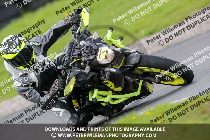 Three Sisters;Three Sisters photographs;Three Sisters trackday photographs;enduro digital images;event digital images;eventdigitalimages;lydden no limits trackday;no limits trackdays;peter wileman photography;racing digital images;trackday digital images;trackday photos