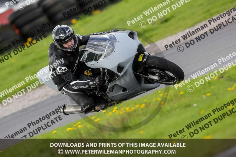 Three Sisters;Three Sisters photographs;Three Sisters trackday photographs;enduro digital images;event digital images;eventdigitalimages;lydden no limits trackday;no limits trackdays;peter wileman photography;racing digital images;trackday digital images;trackday photos