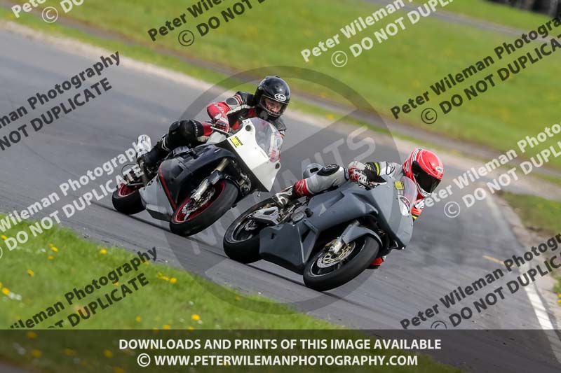 Three Sisters;Three Sisters photographs;Three Sisters trackday photographs;enduro digital images;event digital images;eventdigitalimages;lydden no limits trackday;no limits trackdays;peter wileman photography;racing digital images;trackday digital images;trackday photos