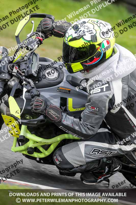Three Sisters;Three Sisters photographs;Three Sisters trackday photographs;enduro digital images;event digital images;eventdigitalimages;lydden no limits trackday;no limits trackdays;peter wileman photography;racing digital images;trackday digital images;trackday photos