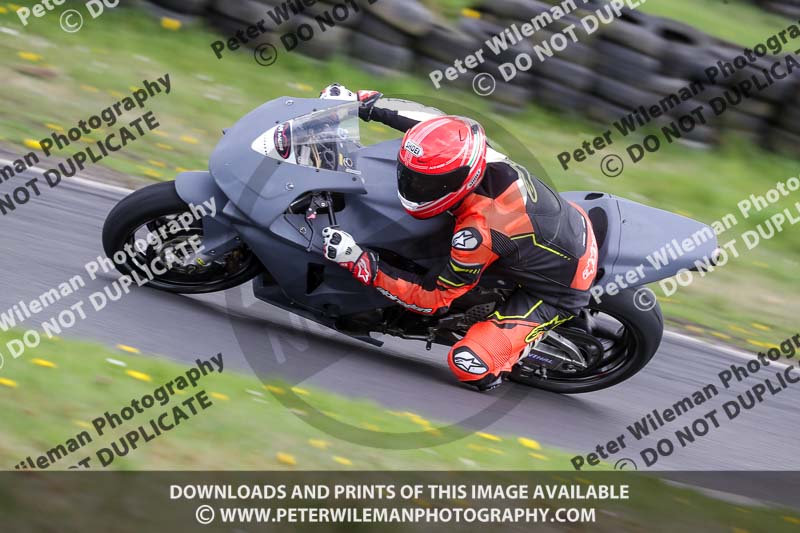 Three Sisters;Three Sisters photographs;Three Sisters trackday photographs;enduro digital images;event digital images;eventdigitalimages;lydden no limits trackday;no limits trackdays;peter wileman photography;racing digital images;trackday digital images;trackday photos