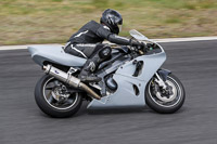 Three-Sisters;Three-Sisters-photographs;Three-Sisters-trackday-photographs;enduro-digital-images;event-digital-images;eventdigitalimages;lydden-no-limits-trackday;no-limits-trackdays;peter-wileman-photography;racing-digital-images;trackday-digital-images;trackday-photos