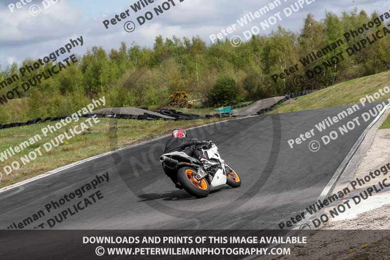 Three Sisters;Three Sisters photographs;Three Sisters trackday photographs;enduro digital images;event digital images;eventdigitalimages;lydden no limits trackday;no limits trackdays;peter wileman photography;racing digital images;trackday digital images;trackday photos