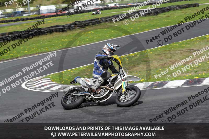 Three Sisters;Three Sisters photographs;Three Sisters trackday photographs;enduro digital images;event digital images;eventdigitalimages;lydden no limits trackday;no limits trackdays;peter wileman photography;racing digital images;trackday digital images;trackday photos