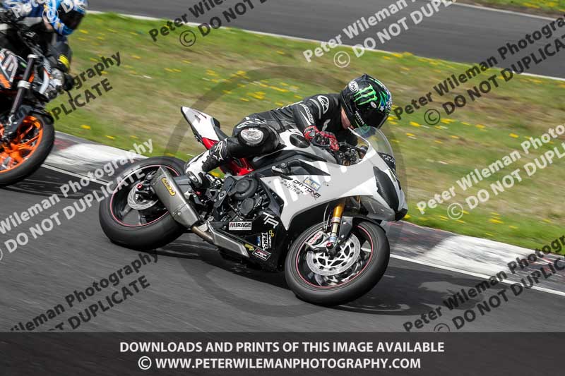 Three Sisters;Three Sisters photographs;Three Sisters trackday photographs;enduro digital images;event digital images;eventdigitalimages;lydden no limits trackday;no limits trackdays;peter wileman photography;racing digital images;trackday digital images;trackday photos