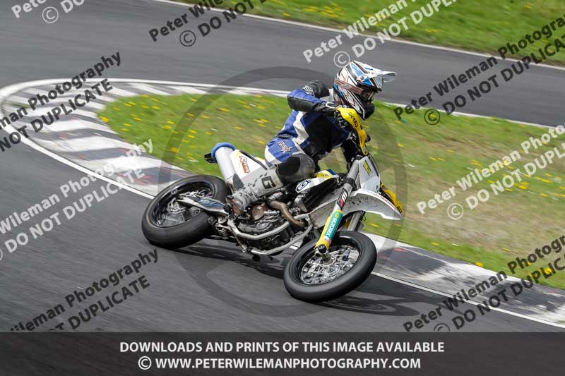 Three Sisters;Three Sisters photographs;Three Sisters trackday photographs;enduro digital images;event digital images;eventdigitalimages;lydden no limits trackday;no limits trackdays;peter wileman photography;racing digital images;trackday digital images;trackday photos