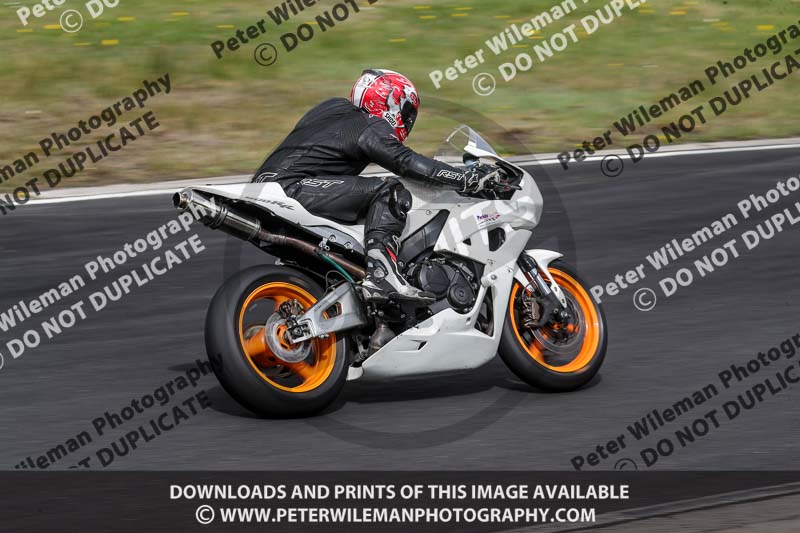 Three Sisters;Three Sisters photographs;Three Sisters trackday photographs;enduro digital images;event digital images;eventdigitalimages;lydden no limits trackday;no limits trackdays;peter wileman photography;racing digital images;trackday digital images;trackday photos