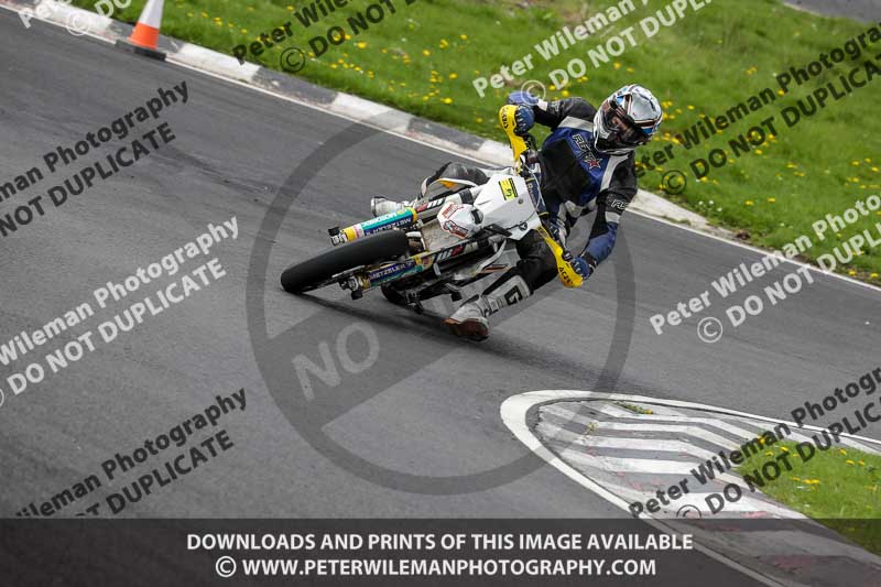Three Sisters;Three Sisters photographs;Three Sisters trackday photographs;enduro digital images;event digital images;eventdigitalimages;lydden no limits trackday;no limits trackdays;peter wileman photography;racing digital images;trackday digital images;trackday photos