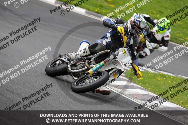 Three Sisters;Three Sisters photographs;Three Sisters trackday photographs;enduro digital images;event digital images;eventdigitalimages;lydden no limits trackday;no limits trackdays;peter wileman photography;racing digital images;trackday digital images;trackday photos