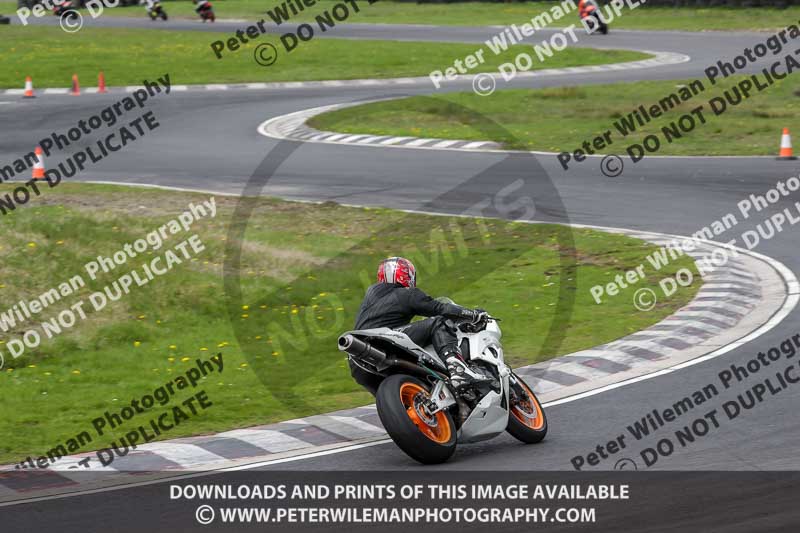 Three Sisters;Three Sisters photographs;Three Sisters trackday photographs;enduro digital images;event digital images;eventdigitalimages;lydden no limits trackday;no limits trackdays;peter wileman photography;racing digital images;trackday digital images;trackday photos