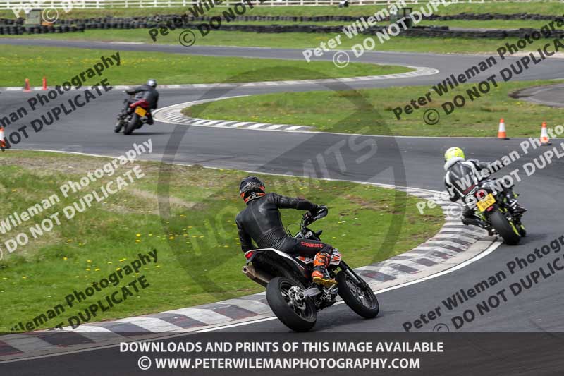 Three Sisters;Three Sisters photographs;Three Sisters trackday photographs;enduro digital images;event digital images;eventdigitalimages;lydden no limits trackday;no limits trackdays;peter wileman photography;racing digital images;trackday digital images;trackday photos