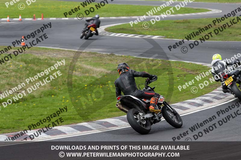 Three Sisters;Three Sisters photographs;Three Sisters trackday photographs;enduro digital images;event digital images;eventdigitalimages;lydden no limits trackday;no limits trackdays;peter wileman photography;racing digital images;trackday digital images;trackday photos