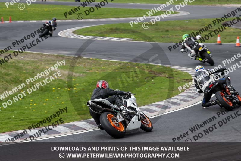 Three Sisters;Three Sisters photographs;Three Sisters trackday photographs;enduro digital images;event digital images;eventdigitalimages;lydden no limits trackday;no limits trackdays;peter wileman photography;racing digital images;trackday digital images;trackday photos