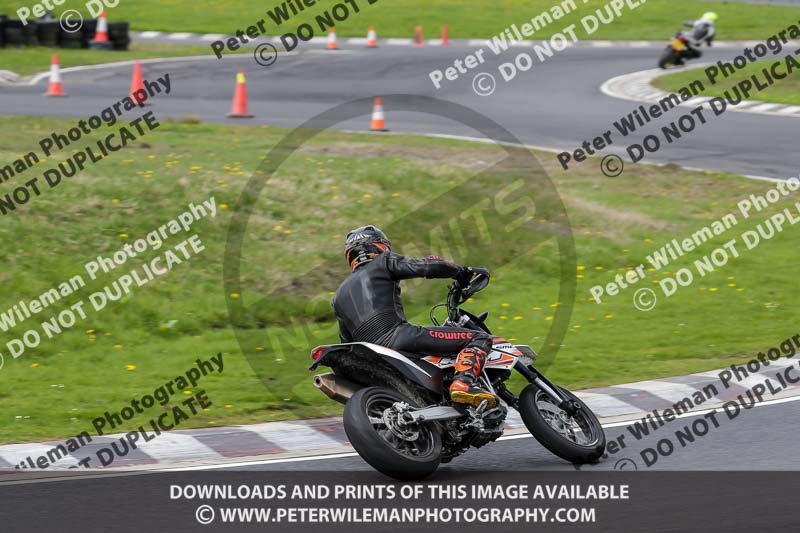 Three Sisters;Three Sisters photographs;Three Sisters trackday photographs;enduro digital images;event digital images;eventdigitalimages;lydden no limits trackday;no limits trackdays;peter wileman photography;racing digital images;trackday digital images;trackday photos