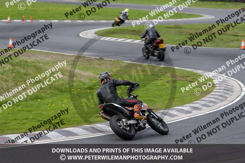 Three Sisters;Three Sisters photographs;Three Sisters trackday photographs;enduro digital images;event digital images;eventdigitalimages;lydden no limits trackday;no limits trackdays;peter wileman photography;racing digital images;trackday digital images;trackday photos
