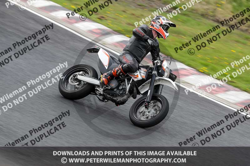 Three Sisters;Three Sisters photographs;Three Sisters trackday photographs;enduro digital images;event digital images;eventdigitalimages;lydden no limits trackday;no limits trackdays;peter wileman photography;racing digital images;trackday digital images;trackday photos