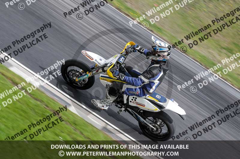 Three Sisters;Three Sisters photographs;Three Sisters trackday photographs;enduro digital images;event digital images;eventdigitalimages;lydden no limits trackday;no limits trackdays;peter wileman photography;racing digital images;trackday digital images;trackday photos