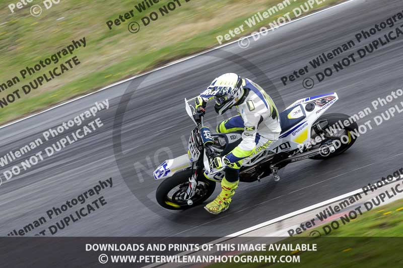 Three Sisters;Three Sisters photographs;Three Sisters trackday photographs;enduro digital images;event digital images;eventdigitalimages;lydden no limits trackday;no limits trackdays;peter wileman photography;racing digital images;trackday digital images;trackday photos