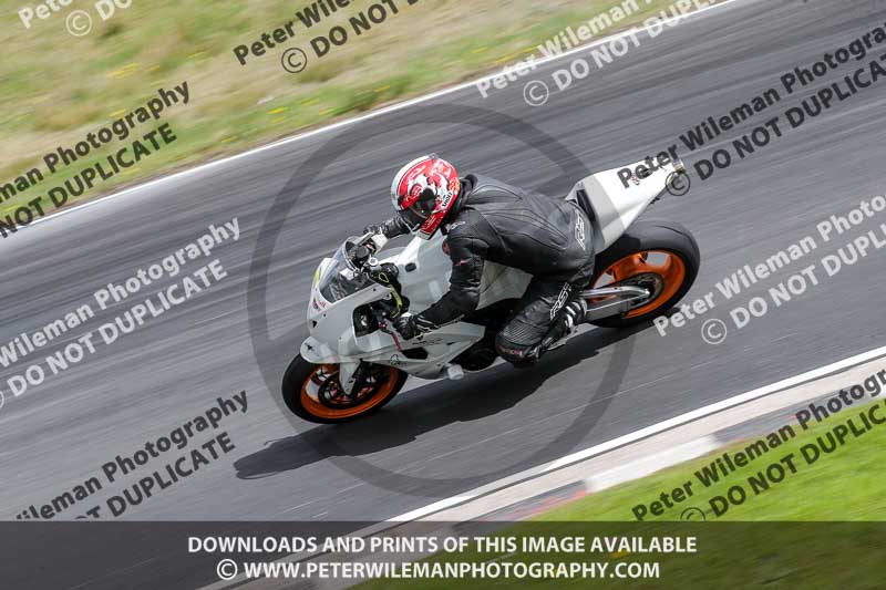 Three Sisters;Three Sisters photographs;Three Sisters trackday photographs;enduro digital images;event digital images;eventdigitalimages;lydden no limits trackday;no limits trackdays;peter wileman photography;racing digital images;trackday digital images;trackday photos