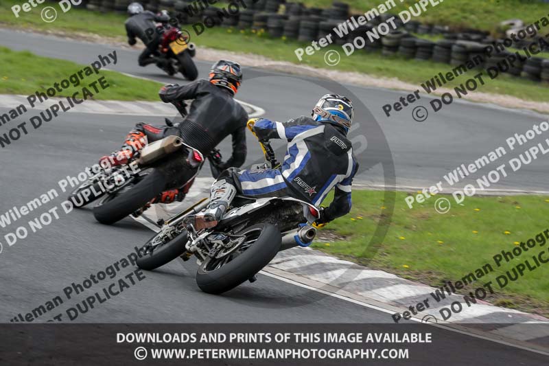 Three Sisters;Three Sisters photographs;Three Sisters trackday photographs;enduro digital images;event digital images;eventdigitalimages;lydden no limits trackday;no limits trackdays;peter wileman photography;racing digital images;trackday digital images;trackday photos