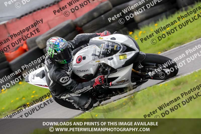 Three Sisters;Three Sisters photographs;Three Sisters trackday photographs;enduro digital images;event digital images;eventdigitalimages;lydden no limits trackday;no limits trackdays;peter wileman photography;racing digital images;trackday digital images;trackday photos