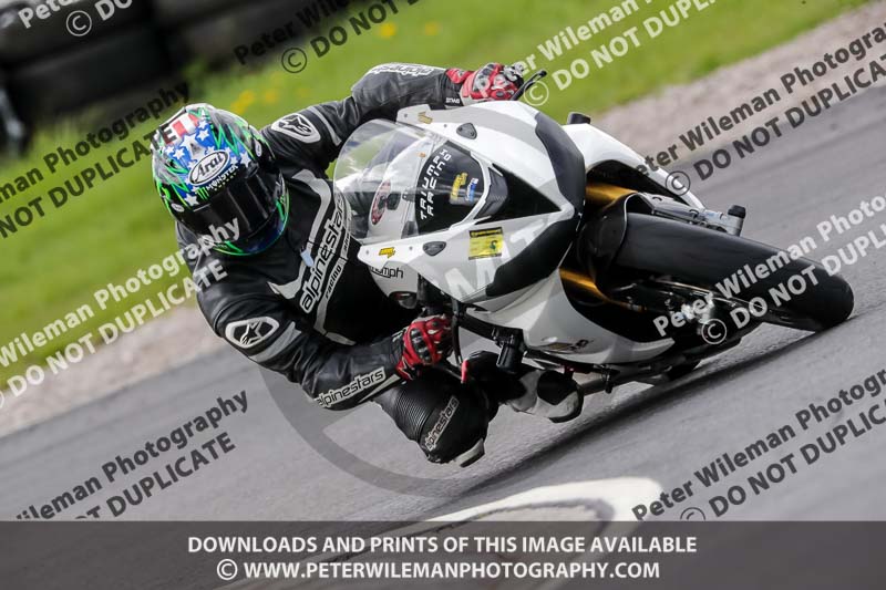 Three Sisters;Three Sisters photographs;Three Sisters trackday photographs;enduro digital images;event digital images;eventdigitalimages;lydden no limits trackday;no limits trackdays;peter wileman photography;racing digital images;trackday digital images;trackday photos