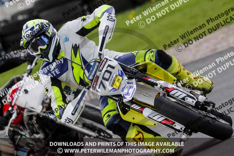 Three Sisters;Three Sisters photographs;Three Sisters trackday photographs;enduro digital images;event digital images;eventdigitalimages;lydden no limits trackday;no limits trackdays;peter wileman photography;racing digital images;trackday digital images;trackday photos