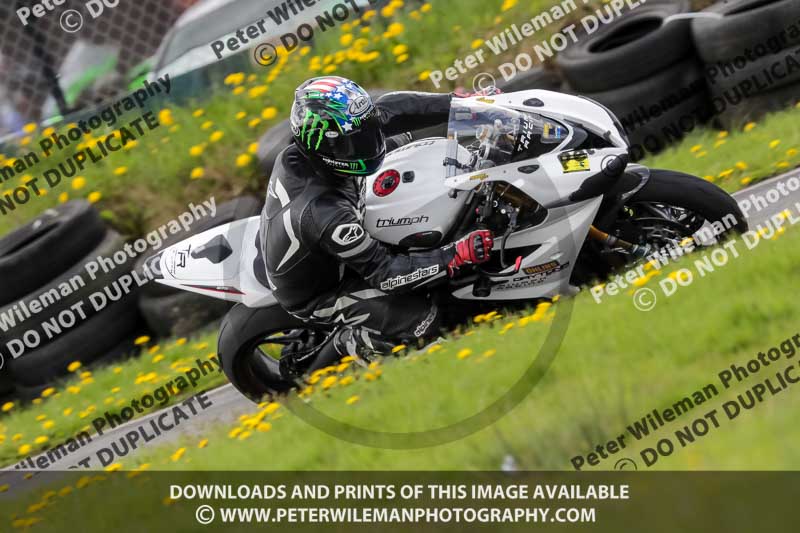 Three Sisters;Three Sisters photographs;Three Sisters trackday photographs;enduro digital images;event digital images;eventdigitalimages;lydden no limits trackday;no limits trackdays;peter wileman photography;racing digital images;trackday digital images;trackday photos