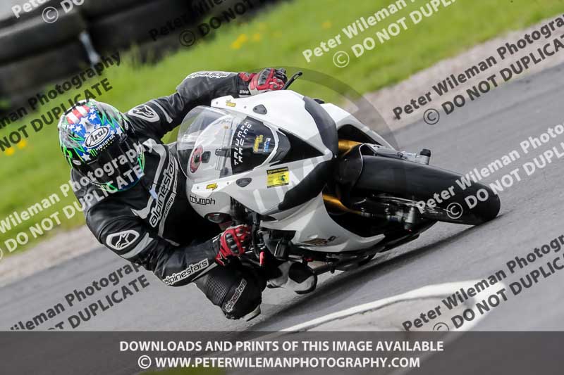 Three Sisters;Three Sisters photographs;Three Sisters trackday photographs;enduro digital images;event digital images;eventdigitalimages;lydden no limits trackday;no limits trackdays;peter wileman photography;racing digital images;trackday digital images;trackday photos