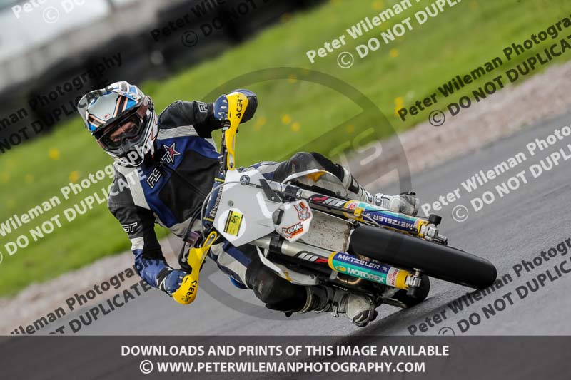 Three Sisters;Three Sisters photographs;Three Sisters trackday photographs;enduro digital images;event digital images;eventdigitalimages;lydden no limits trackday;no limits trackdays;peter wileman photography;racing digital images;trackday digital images;trackday photos