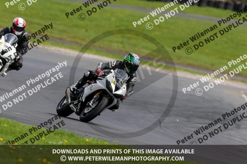 Three Sisters;Three Sisters photographs;Three Sisters trackday photographs;enduro digital images;event digital images;eventdigitalimages;lydden no limits trackday;no limits trackdays;peter wileman photography;racing digital images;trackday digital images;trackday photos