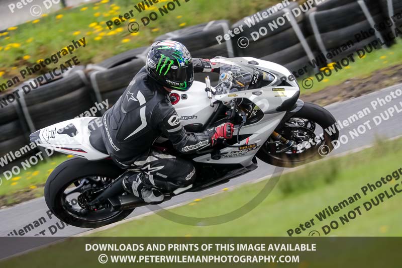 Three Sisters;Three Sisters photographs;Three Sisters trackday photographs;enduro digital images;event digital images;eventdigitalimages;lydden no limits trackday;no limits trackdays;peter wileman photography;racing digital images;trackday digital images;trackday photos