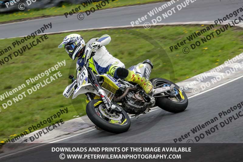 Three Sisters;Three Sisters photographs;Three Sisters trackday photographs;enduro digital images;event digital images;eventdigitalimages;lydden no limits trackday;no limits trackdays;peter wileman photography;racing digital images;trackday digital images;trackday photos
