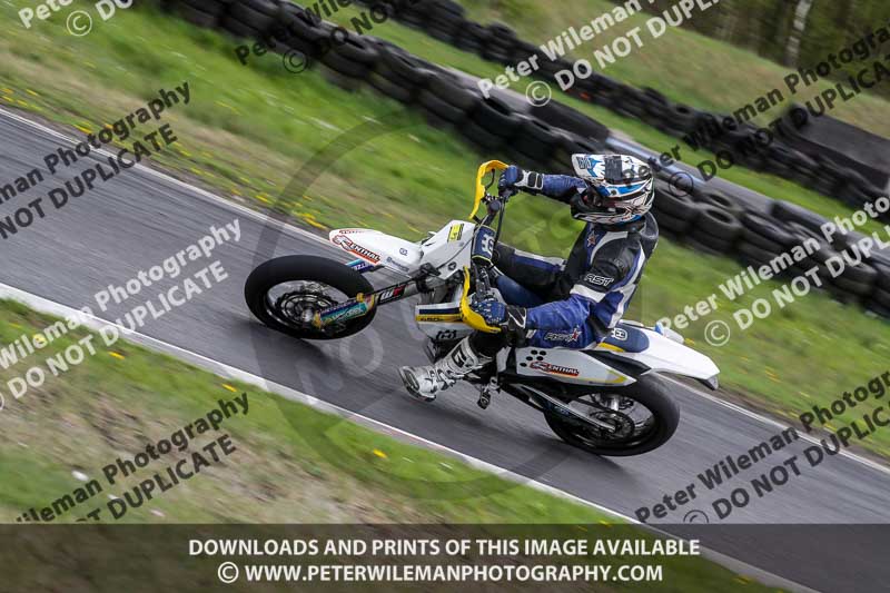 Three Sisters;Three Sisters photographs;Three Sisters trackday photographs;enduro digital images;event digital images;eventdigitalimages;lydden no limits trackday;no limits trackdays;peter wileman photography;racing digital images;trackday digital images;trackday photos