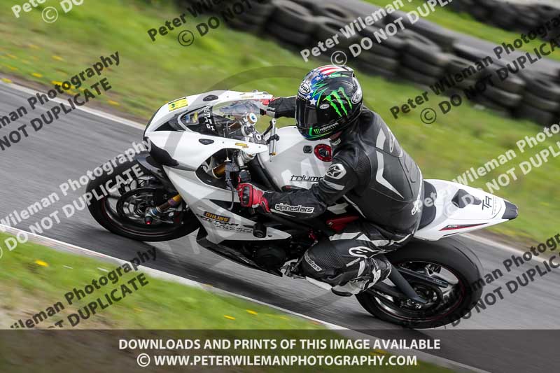 Three Sisters;Three Sisters photographs;Three Sisters trackday photographs;enduro digital images;event digital images;eventdigitalimages;lydden no limits trackday;no limits trackdays;peter wileman photography;racing digital images;trackday digital images;trackday photos