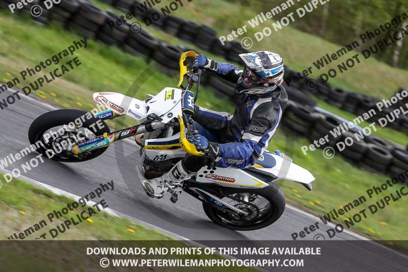 Three Sisters;Three Sisters photographs;Three Sisters trackday photographs;enduro digital images;event digital images;eventdigitalimages;lydden no limits trackday;no limits trackdays;peter wileman photography;racing digital images;trackday digital images;trackday photos