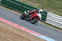 enduro-digital-images;event-digital-images;eventdigitalimages;mallory-park;mallory-park-photographs;mallory-park-trackday;mallory-park-trackday-photographs;no-limits-trackdays;peter-wileman-photography;racing-digital-images;trackday-digital-images;trackday-photos