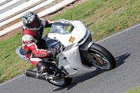 enduro-digital-images;event-digital-images;eventdigitalimages;mallory-park;mallory-park-photographs;mallory-park-trackday;mallory-park-trackday-photographs;no-limits-trackdays;peter-wileman-photography;racing-digital-images;trackday-digital-images;trackday-photos