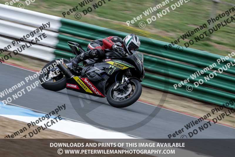enduro digital images;event digital images;eventdigitalimages;mallory park;mallory park photographs;mallory park trackday;mallory park trackday photographs;no limits trackdays;peter wileman photography;racing digital images;trackday digital images;trackday photos