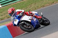 enduro-digital-images;event-digital-images;eventdigitalimages;mallory-park;mallory-park-photographs;mallory-park-trackday;mallory-park-trackday-photographs;no-limits-trackdays;peter-wileman-photography;racing-digital-images;trackday-digital-images;trackday-photos