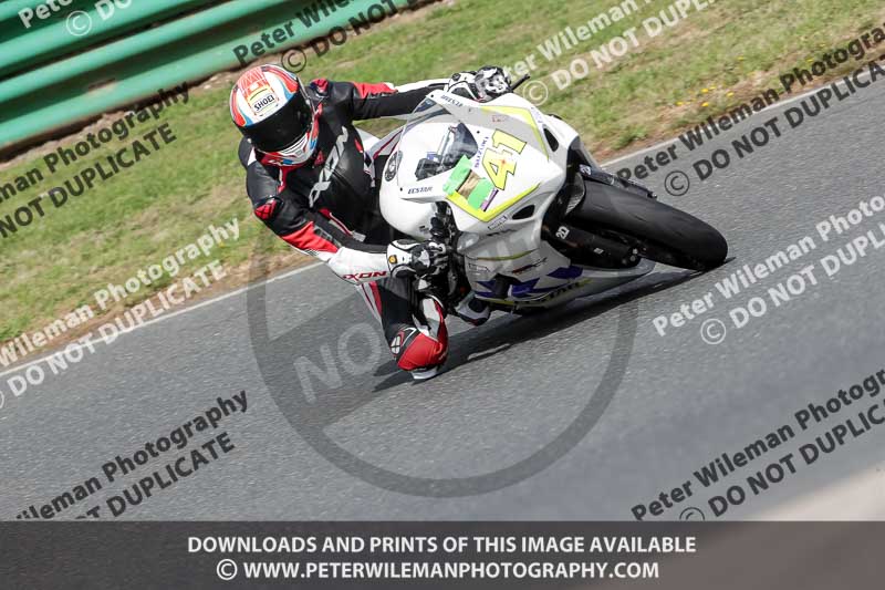 enduro digital images;event digital images;eventdigitalimages;mallory park;mallory park photographs;mallory park trackday;mallory park trackday photographs;no limits trackdays;peter wileman photography;racing digital images;trackday digital images;trackday photos