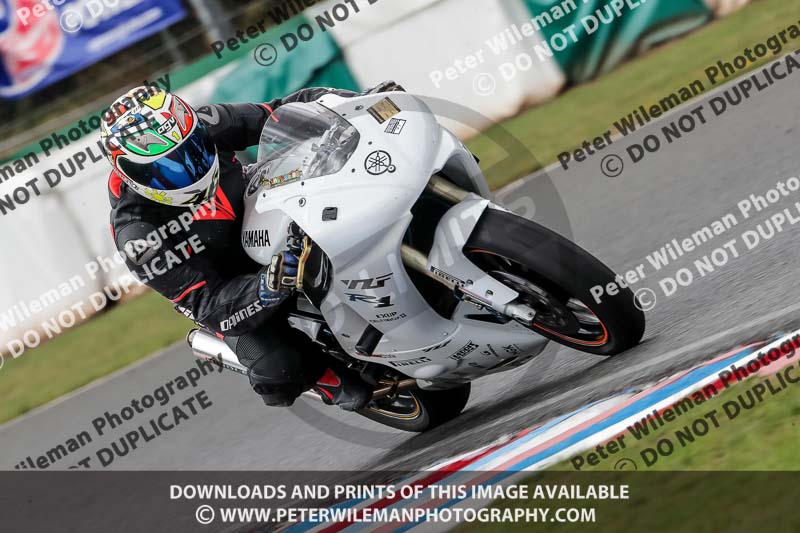 enduro digital images;event digital images;eventdigitalimages;mallory park;mallory park photographs;mallory park trackday;mallory park trackday photographs;no limits trackdays;peter wileman photography;racing digital images;trackday digital images;trackday photos