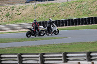 enduro-digital-images;event-digital-images;eventdigitalimages;mallory-park;mallory-park-photographs;mallory-park-trackday;mallory-park-trackday-photographs;no-limits-trackdays;peter-wileman-photography;racing-digital-images;trackday-digital-images;trackday-photos