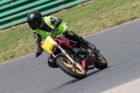 enduro-digital-images;event-digital-images;eventdigitalimages;mallory-park;mallory-park-photographs;mallory-park-trackday;mallory-park-trackday-photographs;no-limits-trackdays;peter-wileman-photography;racing-digital-images;trackday-digital-images;trackday-photos