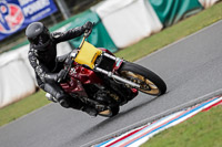 enduro-digital-images;event-digital-images;eventdigitalimages;mallory-park;mallory-park-photographs;mallory-park-trackday;mallory-park-trackday-photographs;no-limits-trackdays;peter-wileman-photography;racing-digital-images;trackday-digital-images;trackday-photos