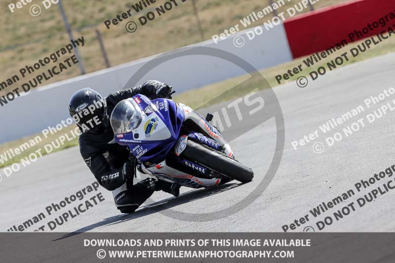 donington no limits trackday;donington park photographs;donington trackday photographs;no limits trackdays;peter wileman photography;trackday digital images;trackday photos