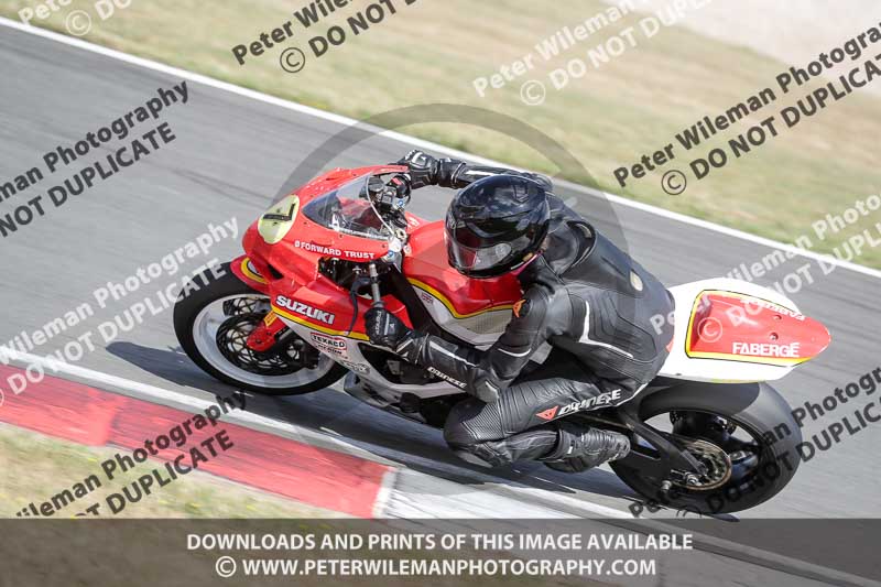donington no limits trackday;donington park photographs;donington trackday photographs;no limits trackdays;peter wileman photography;trackday digital images;trackday photos