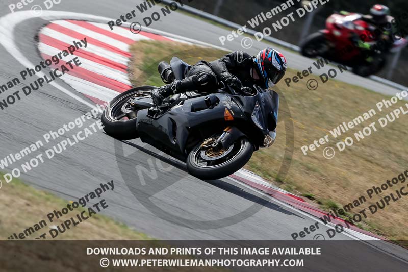 donington no limits trackday;donington park photographs;donington trackday photographs;no limits trackdays;peter wileman photography;trackday digital images;trackday photos