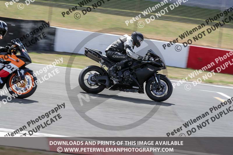 donington no limits trackday;donington park photographs;donington trackday photographs;no limits trackdays;peter wileman photography;trackday digital images;trackday photos